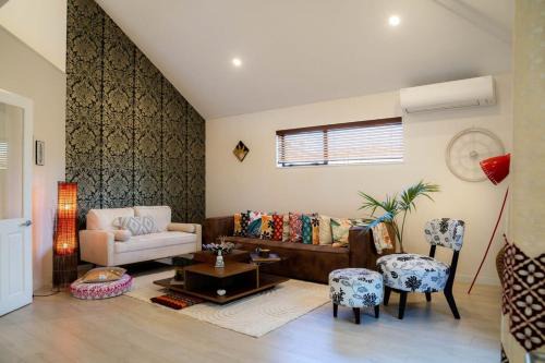 Spacious Eastern Beach Home by Zodiak Stays