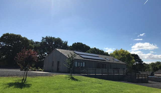 Spacious Eco Pet Friendly Apartment, Disabled Access. Forest of Dean, Wye Valley