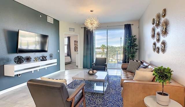 Spacious End-Unit Condo | Modern Open Floor Plan w/Elegant Décor & Full Comfort | Minutes to Disney