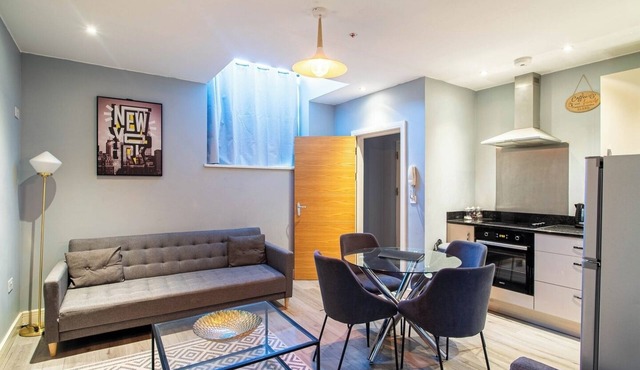 Spacious Ensuite 2-Bedroom Flat in Kelham Island