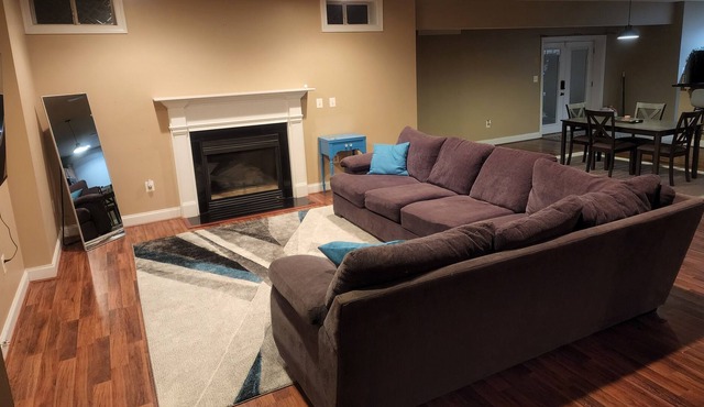 SPACIOUS, Entire 3-Bedroom Basement Apartment, Full Amenities
