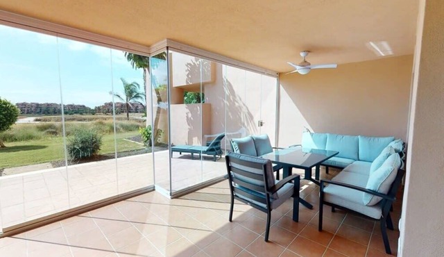 Spacious ground floor apartment - EO2402MM