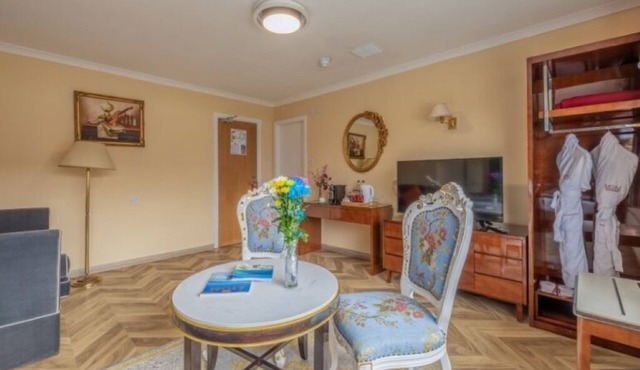 Spacious Escape with Mountain Views & Easy Access to Outdoor Fun