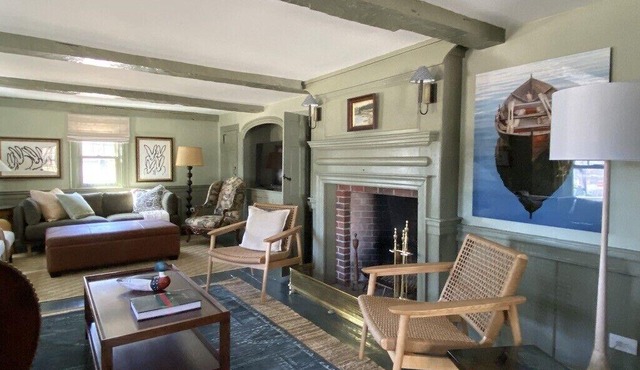 Spacious Exclusive 5-bedroom house in fabulous Chester with WiFi, AC