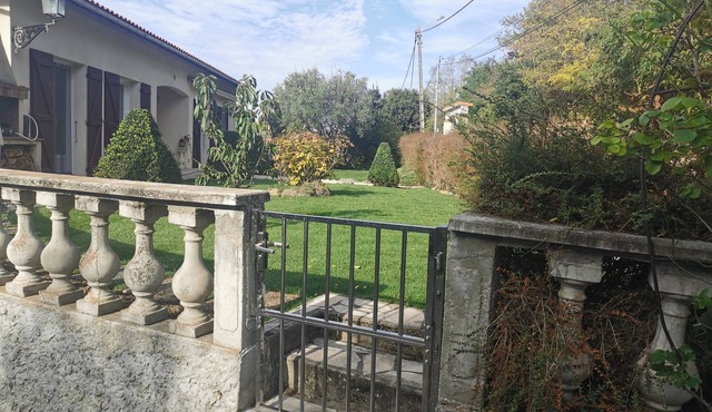 Spacious family home in historic Occitanie