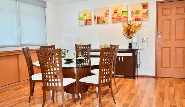 Spacious Family Apartment in Napoles, CDMX close to WTC & Pepsi Center