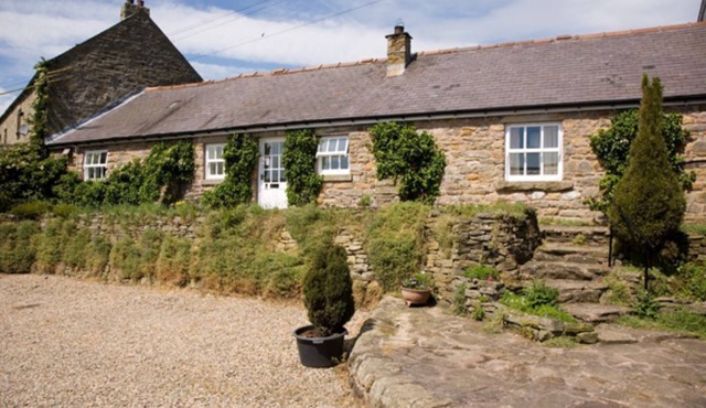 Spacious family cottage on farm on Roman Wall in Northumberland National Park