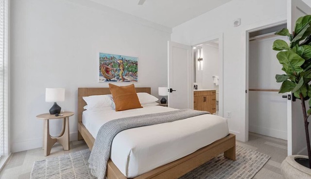 Spacious Family Escape Near The Alamo | Pet-Friendly & Centrally Located