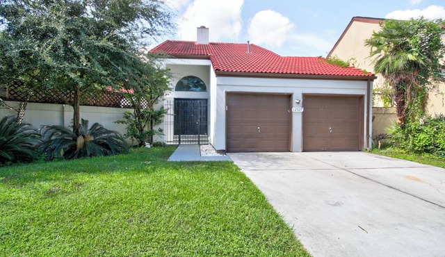 Spacious Family-Friendly 3BR Home w/Yard Near Richmond & Rosenberg