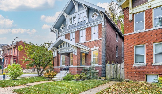 Spacious Family & Friends House Across From Tower Grove Park
