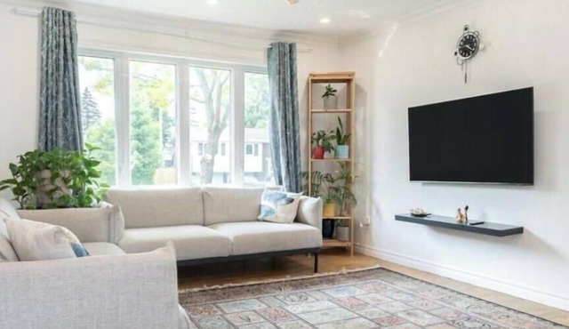 Spacious Family Home | 15 Min Downtown, Near Dix30