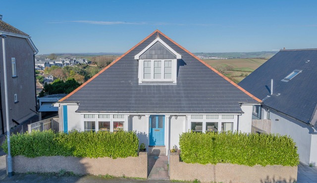 Spacious family home close to all Salcombe's amenities