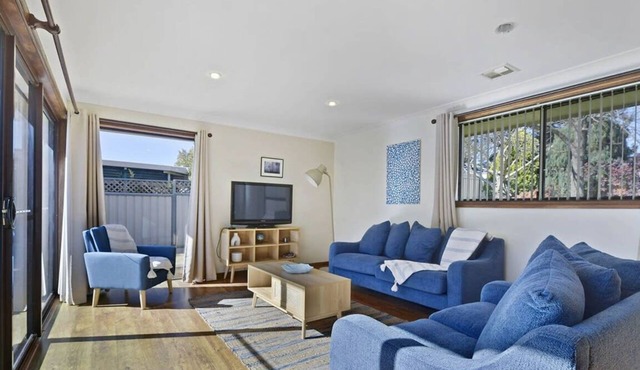 Spacious Family Home - Leafy Suburb & Pets Allowed