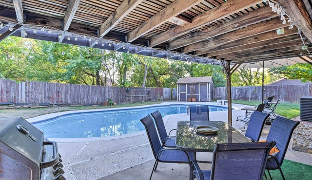 Spacious Family Home < 1 Mi to Lake Arlington
