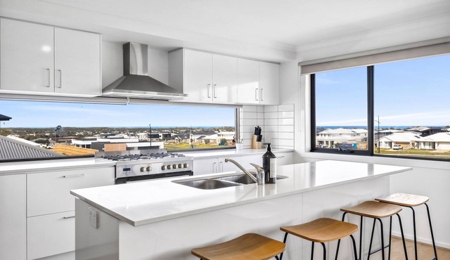 Spacious family home with pool and ocean views