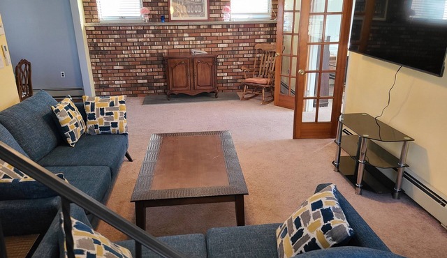 Spacious family home with central air! 5 min walk to verona park