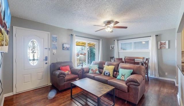 Spacious Family Home with King Beds and Big Yard