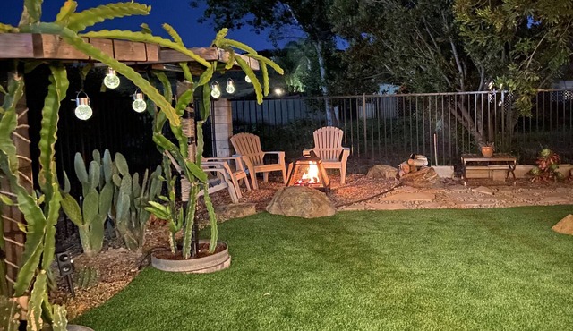 Spacious Family Retreat near Botanica, Legoland, Frontwave Arena, & Beach!
