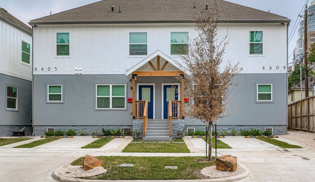 Spacious Family Retreat – 12 Bedrooms Pet-Friendly