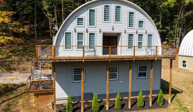 Spacious Family Retreat/N. Nashville. Best Blend of comfort & Nashville vibes.