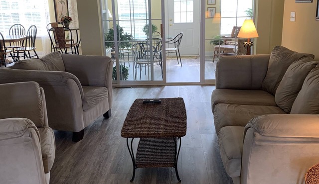 Spacious Family Vacation Home- Sleeps 15! Now booking 2026