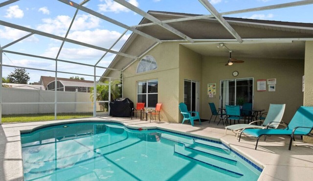 Spacious Family Villa w/Private Pool Near Disney