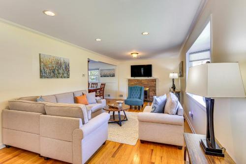 Spacious Fanwood Home with Decks, Walk to Park!