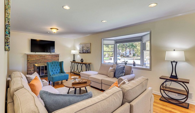 Spacious Fanwood Home w/Decks, Walk to Park!