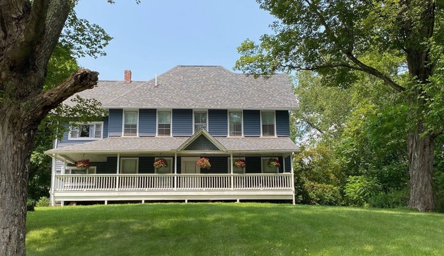 Spacious Farmhouse near Belleayre - Sleeps 14