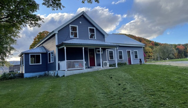 Spacious farmhouse on 3+ acres. Pet and family friendly!