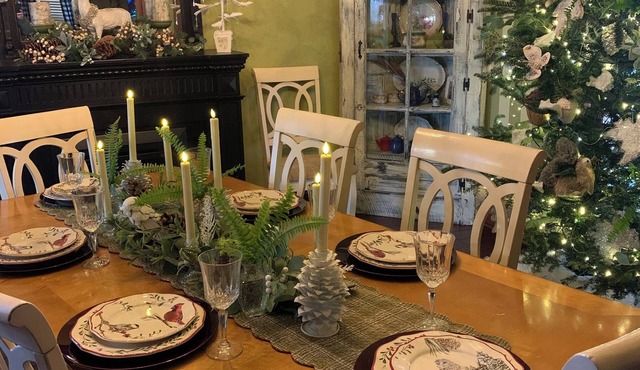 Spacious Farmhouse beautifully decorated waiting for laughs and memories