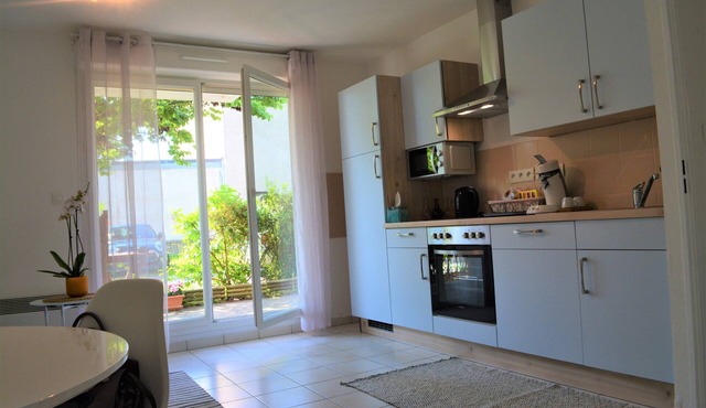 Spacious Flat Garden&parking 5min Basel Tram Bus