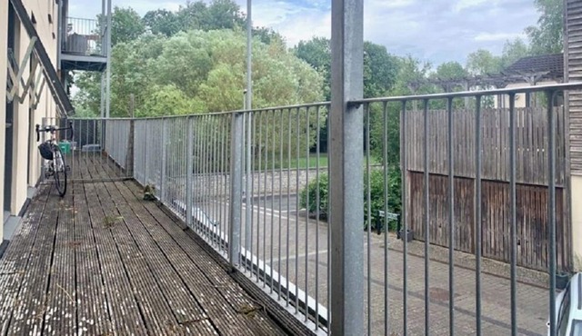 Spacious Flat in Central Street. Very close to the historical Glastonbury.