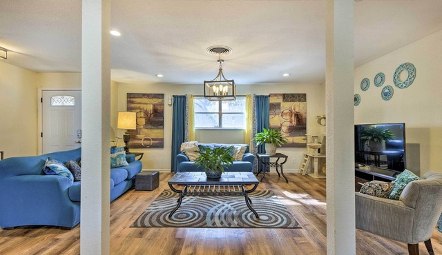 Spacious Fort Worth Ranch, Close to Downtown!