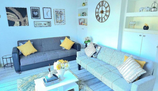 Spacious Four bedroom home for contractors/Free parking/Quiet Neighbourhood