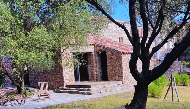 🏡 Spacious new air-conditioned villa - 4 bedrooms - Quiet 4 km from the sea 🌿