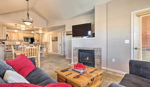 Spacious Fraser Condo ~ 6 Mi to Winter Park!
