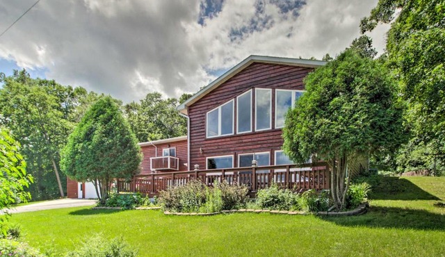 Spacious Frazee Home with Direct Lake Access!