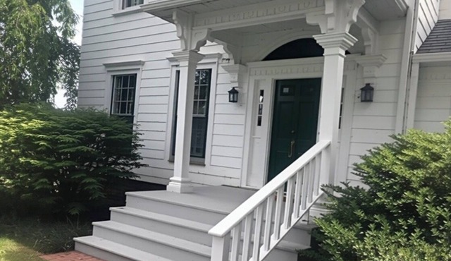 Spacious Freshly Renovated Farmhouse Finger Lakes Canandaigua 75 acre beauty!