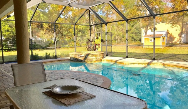 Spacious, fully furnished family friendly 3 bedroom home with private pool.