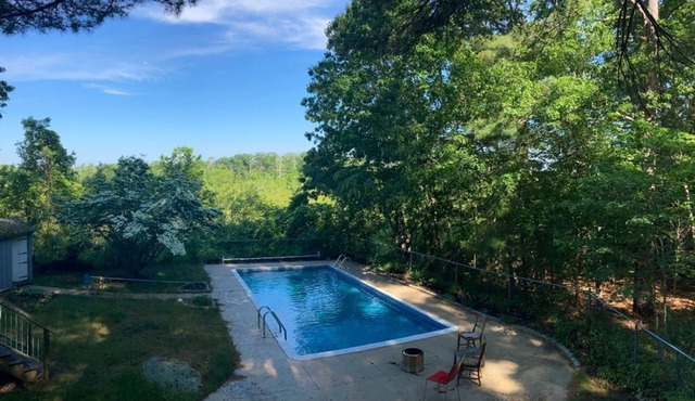 Spacious Fully Loaded Retreat near forest, sea & easy access to Boston