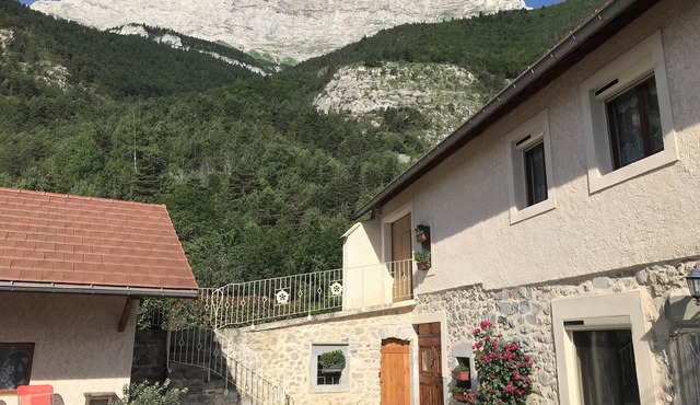 Spacious gîte, private courtyard, carport, hiking, climbing, skiing not far away.