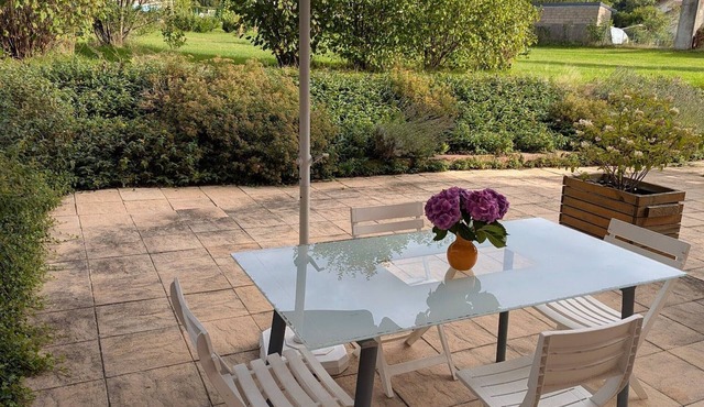 Spacious Gîte: Fireplace, Terrace, Near Epinal & Gérardmer, Sleeps 5