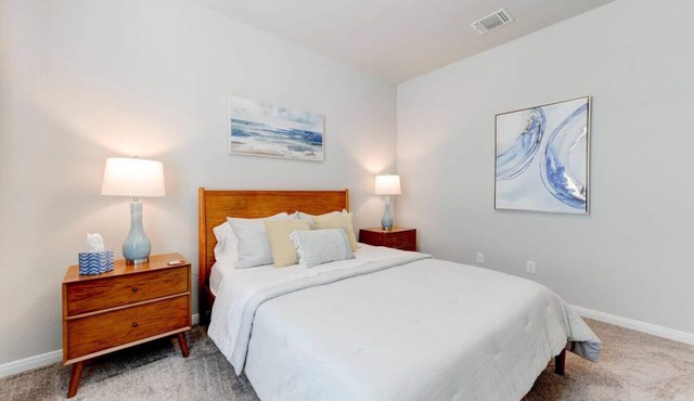 Spacious Gateway in Jarrell