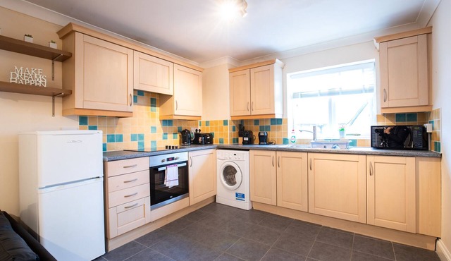 Spacious 2BR Flat in Stansted