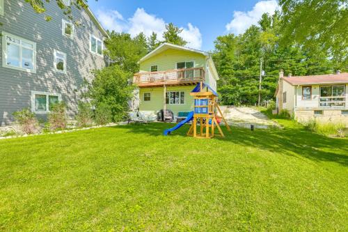 Spacious Getaway w/Boat Dock in East Troy!
