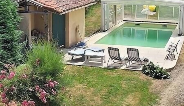 Spacious gîte for families and groups