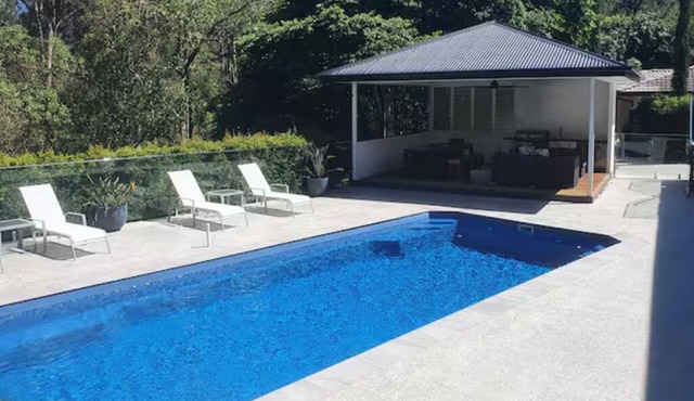 Spacious Gold Coast Retreat | Sleeps 12 | Nature & Close to Attractions
