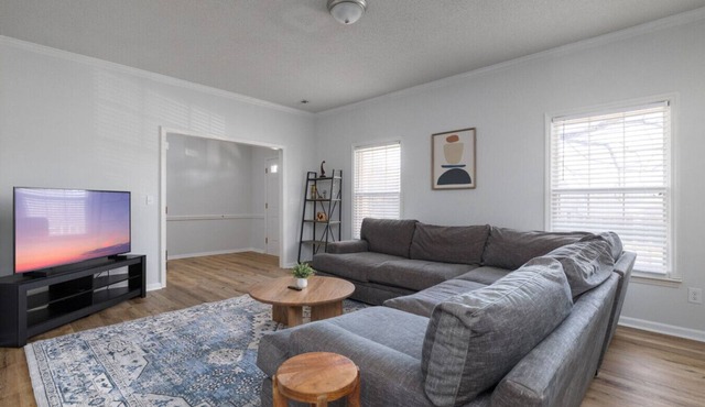 Spacious Golf Course Townhouse