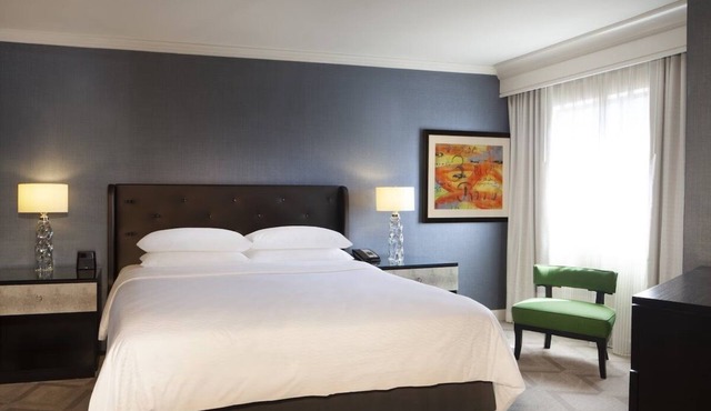 Spacious Good-Value Accommodation! Close to The Wharf Complex